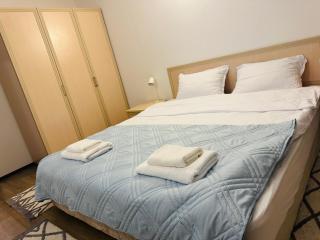 Stenata Huge Ski To Door Apartments - 4