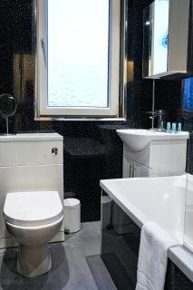 West Apartment - 4