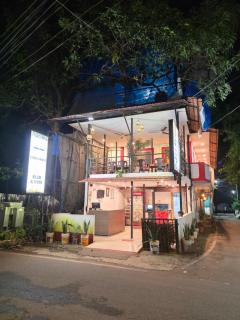 Peter's Guest House - 0