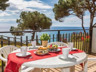 Seafront Views Apartment in Platja d'Aro - 9