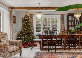 Middlelands - A stunning country house with beautiful gardens in rural Pembrokeshire yet close to coast - 8