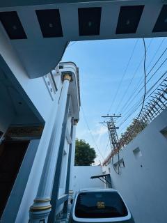 Comfort Rezidor Guest House - 8