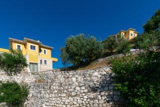 mare lefkada luxury villas - 4