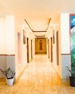 Jain Hotel & Resort - 4