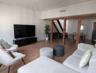 Gran Atico moderno y espacioso en Gran Via - 0