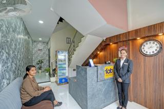 FabHotel Cressida - 9