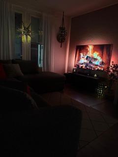 Cozy home near Santa - 4