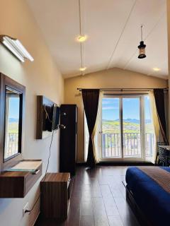 Ever Fresh High View By Let's Inn - 7