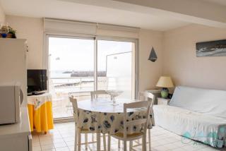 505 - A ERQUY, située en bordure de la plage du centre, à 800m des commerces - 9