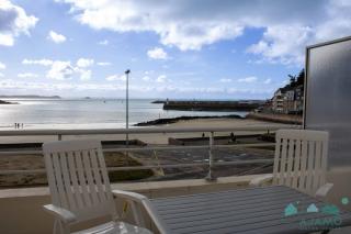 505 - A ERQUY, située en bordure de la plage du centre, à 800m des commerces - 2