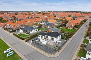 Eksklusiv Ferieoase Med Plads Til Hele Familien, Med Udsigt Til Fjorden - 1