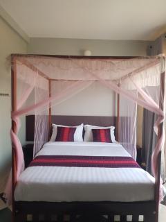 Express View Inn - 4