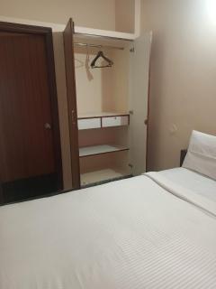 Madison's Suites - 1