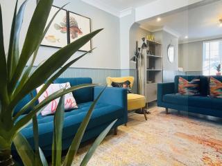 Charming Fisherman's Cottage - 0