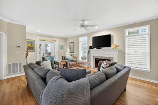 GP72: 72 Grand Pavilion - 2