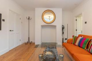 Stunning One Bed - Central Witney - 8