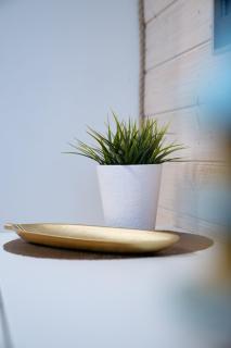 Lighthouse Apartments - 8