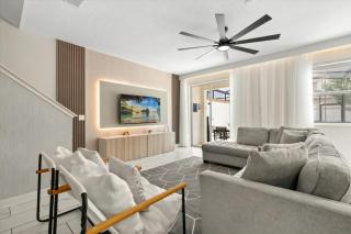 5 Bedrooms 4 Bathrooms Storey Lake 4814 Rc - 7