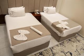 Heart Scarab Pyramids View - Caïro - 7