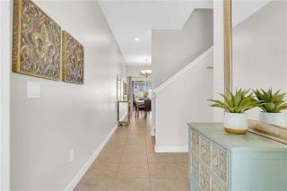 4 Bedrooms 3 Bathrooms Storey Lake 4827 Ct - 5