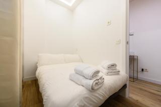 Amplio piso exterior de 2 dormitorios en Centro de Madrid Temporal SCSD14 - 6