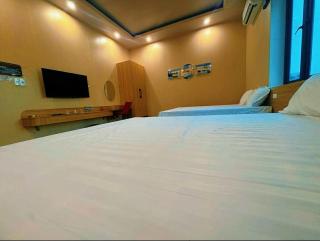 Hotel Hưng Phát 3 có sạc điện vinfast - 8