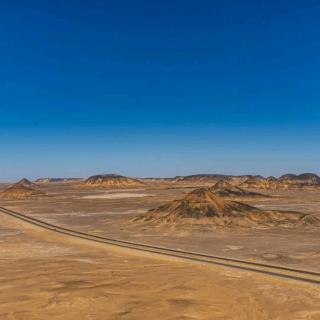 Tours of the White Desert - 3