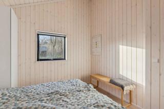 New, Bright Holiday Home Close To The Beach - 2