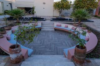 Private Home Gardens & Pools, Complementary tours and experiences inclusive - 8