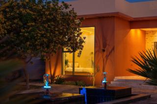 Private Oasis In Barka Gardens, playgrounds & Pools, perfect family Gateway - 3