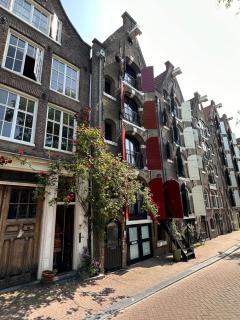 Canal view luxury apartment in the Jordaan - 8
