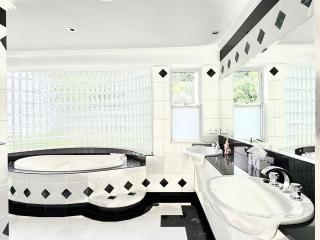 Harbour View Oasis Vaucluse House with Pool - 4