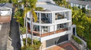 Harbour View Oasis Vaucluse House with Pool - 3