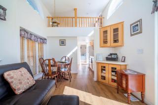 Luxury Cottage with Furnished Deck in Trinity, California - 7