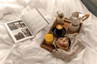 1 bed in heart of Old Town with Castle Views - 1