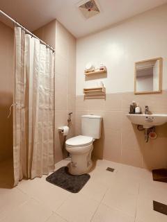 Semi Furnished Condo at Sta Rosa Zadia Tower 2 - Sampong - 5