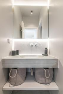 Rockaine Suites Sunset - 5