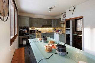 Maison 3 étoiles entre Pistes et Centre-Ville, Billiard, Ping-Pong, PS3, Cheminée, BBQ, Animaux admis - 5