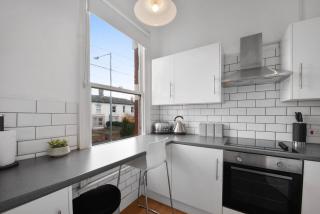 WhiskAwayHomes - St Stephens Court - Apartment 3 - 6