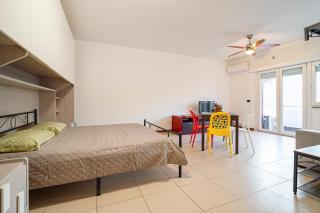 Modern Apartment 5 Minutes from Rho - 8