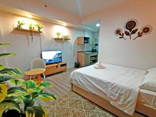 Amani Grand Resort Residences Nearest to Airport with FREE POOL & GYM ACCESS - 6