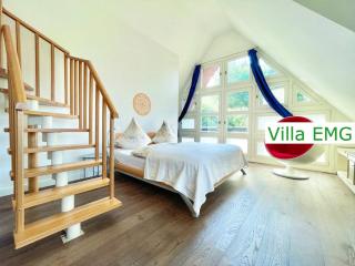 Ferienhaus Villa EMG Osnabrück Bielefeld in Preussisch-Oldendorf, Alleinlage, eigene Wald und See, Jacuzzi, Sauna für Familien Gruppen bis 20 Personen - 9