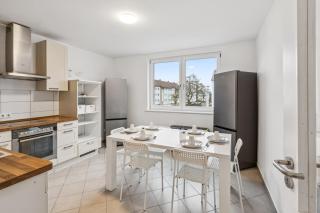 CREW BEDS - APARTMENTS in Wolfsburg 4x Bedroom, Single Beds, Free Coffee, WiFi & Parking - 24h CHECK IN #WOB01 #WOB02 - 5