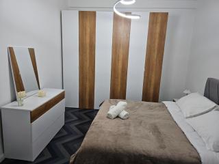 Cozy Apartment In The Center Of Tirana - 9