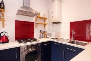 Chic 1-Bedroom Apartment in Edinburgh New Town - 4