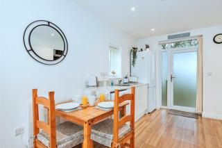 Finest Retreats - North View Annexe - 1