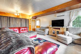 Walkable Home in Hoquiam! Olympic Peninsula Base - 9