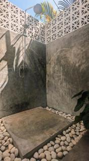 Uluwatu Surf Ranch - Ocean View Hacienda - 3