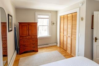 Quiet 1 Bdrm close to Dwntwn UVM UVMMC i89 - 4