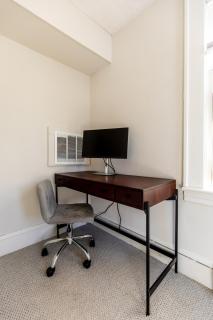 Quiet 1 Bdrm close to Dwntwn UVM UVMMC i89 - 6